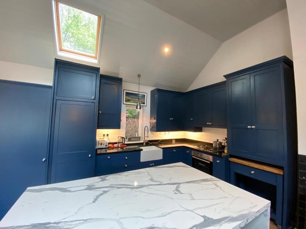 Gem In Connemara Flat Apartment Oughterard Ngoại thất bức ảnh